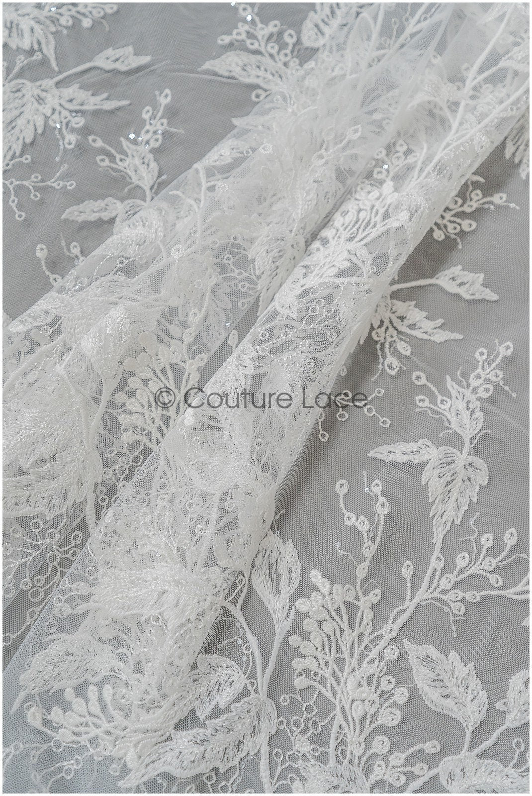Romantischer floraler Spitzenstoff/ Braut Spitzenstoff Off-White/ Hochzeit Spitze mit Pailletten// L21-082B