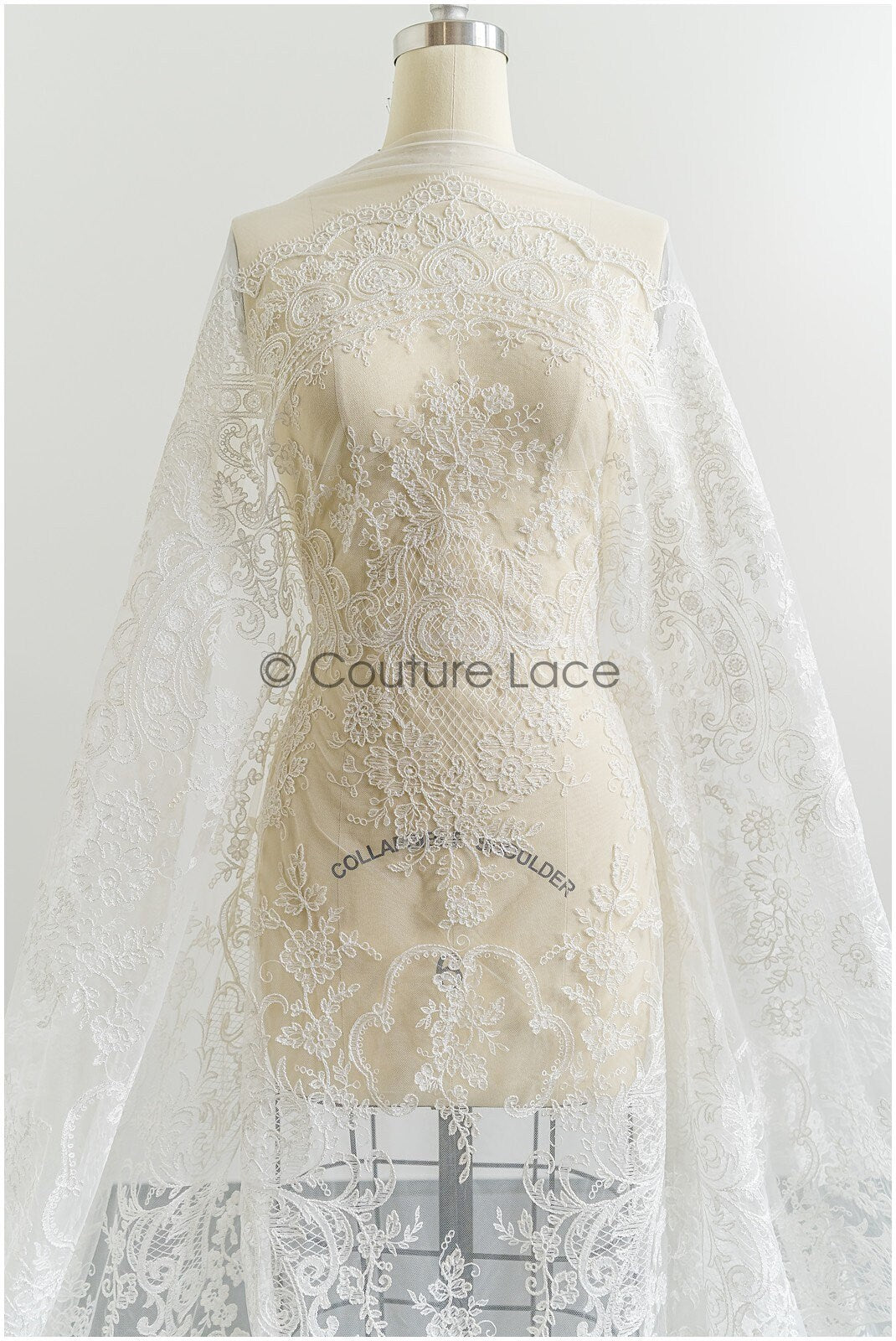 Weiche Braut Spitze Off-White/ Orientalische Braut Spitze/ Boho Spitzenstoff für Brautkleid// L21-044B