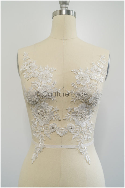 Perlen Applikation für Brautkleid, Blumenspitze Aufnäher, bestickte Spitzenapplikation, Brautapplikation// A21-227
