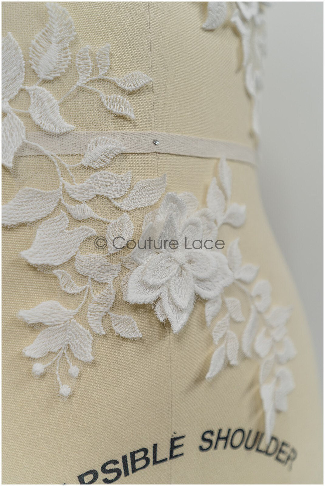 3D Blume Spitzen Applikation, 3D Blumen Applikation, Lace Blumen Applikation, Spitzen Applikation, 3D Hochzeitskleid Spitze Applikation, Braut Blumen Aufnäher// A21-209