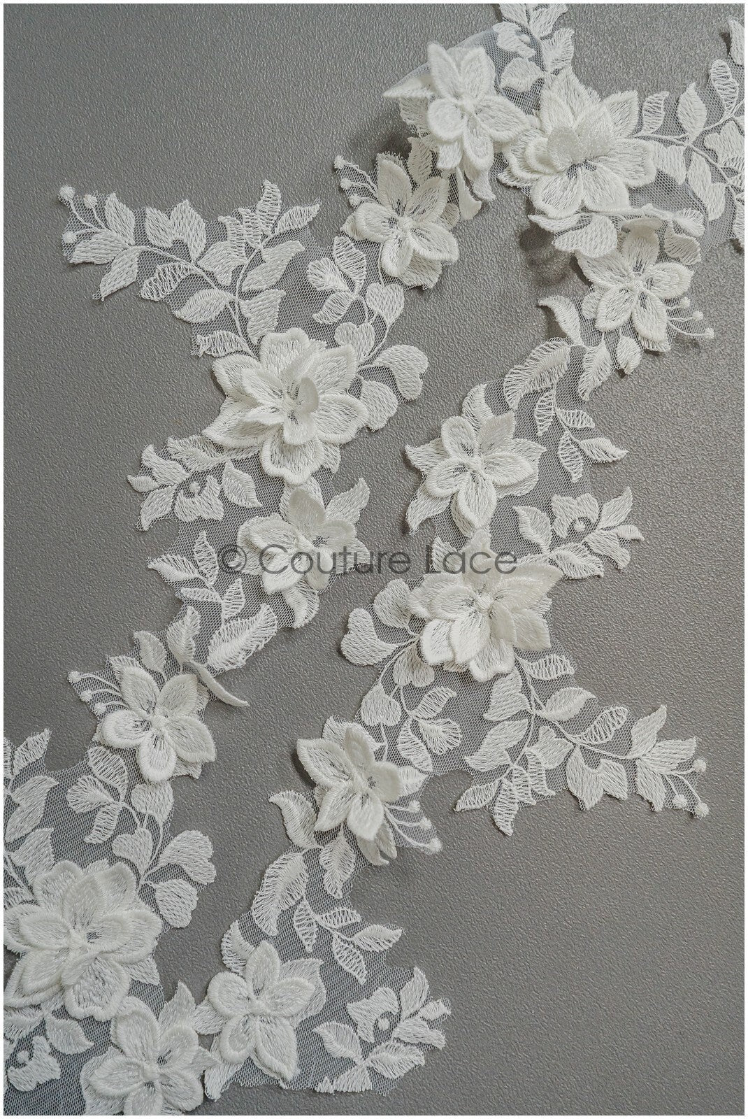 Romantische 3D Spitzenborte/ Off-White Spitze Borte/ 3D Blume bestickte Spitzenborte/ Braut Spitze// T21-153