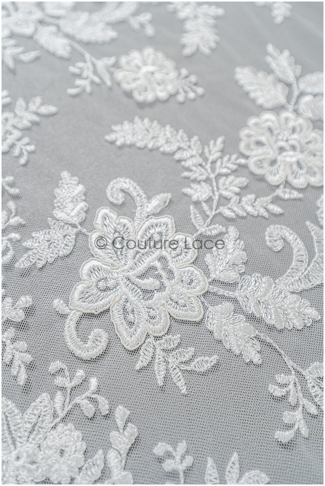 Romantischer floraler Spitzenstoff/ Braut Spitzenstoff mit Blumen/ Hochzeit Spitzenstoff// L22-208NB