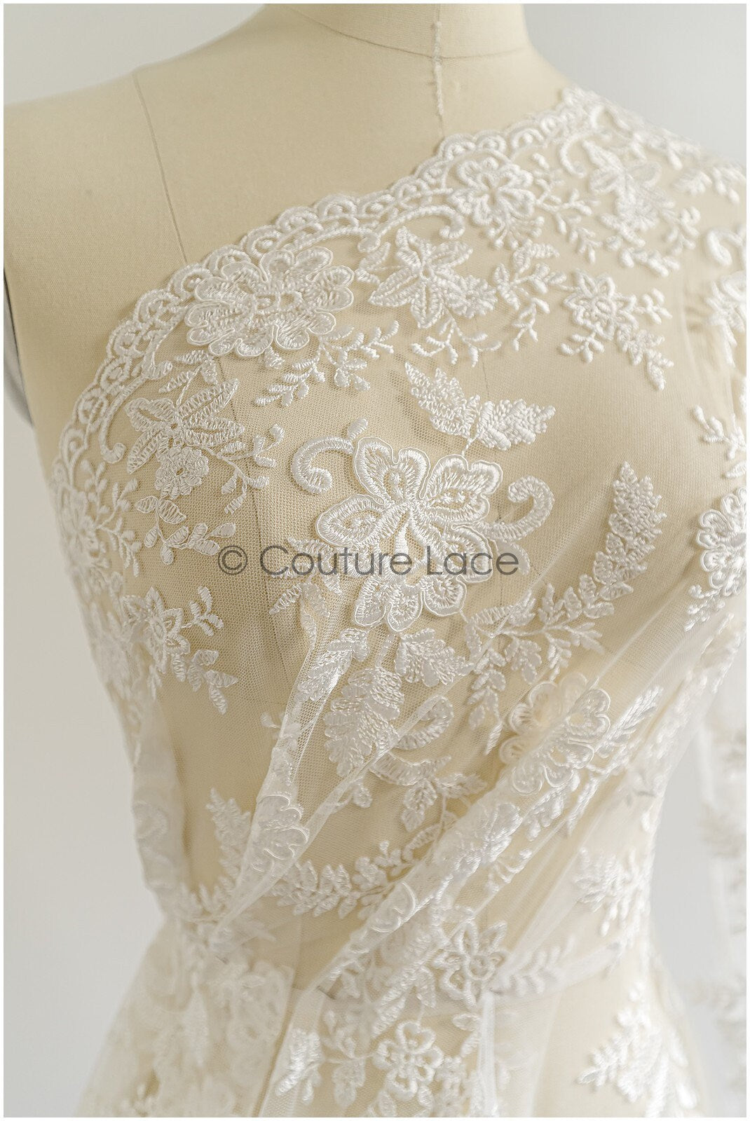 Romantischer floraler Spitzenstoff/ Braut Spitzenstoff mit Blumen/ Hochzeit Spitzenstoff// L22-208NB