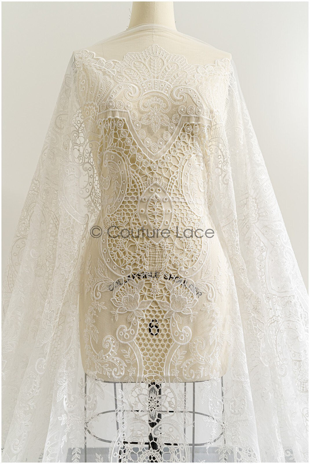 Braut Spitzenstoff Off-White/ Netzstoff/ französische Spitze/ Häkelspitze/ Brautspitze// L22-297B