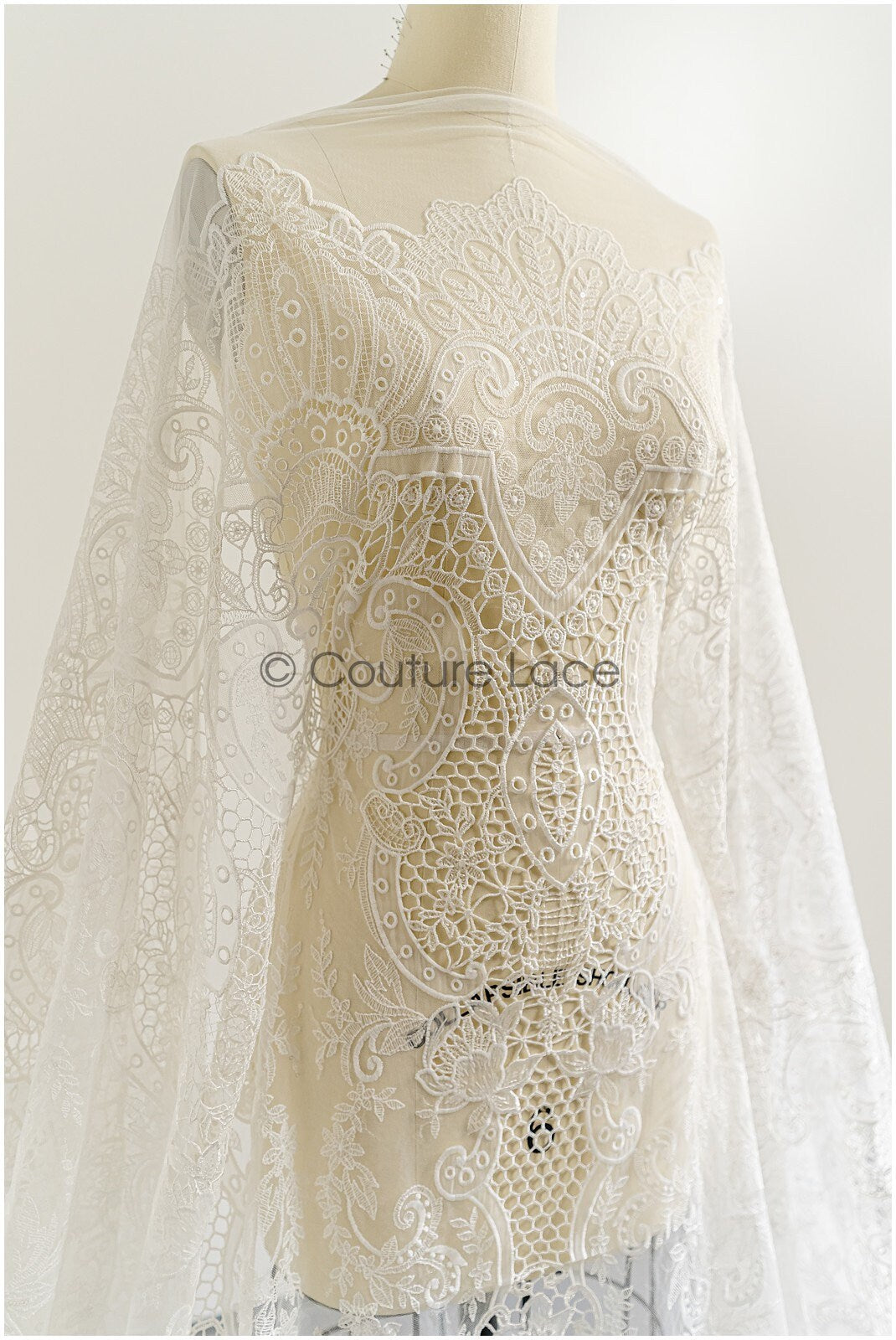 Braut Spitzenstoff Off-White/ Netzstoff/ französische Spitze/ Häkelspitze/ Brautspitze// L22-297B