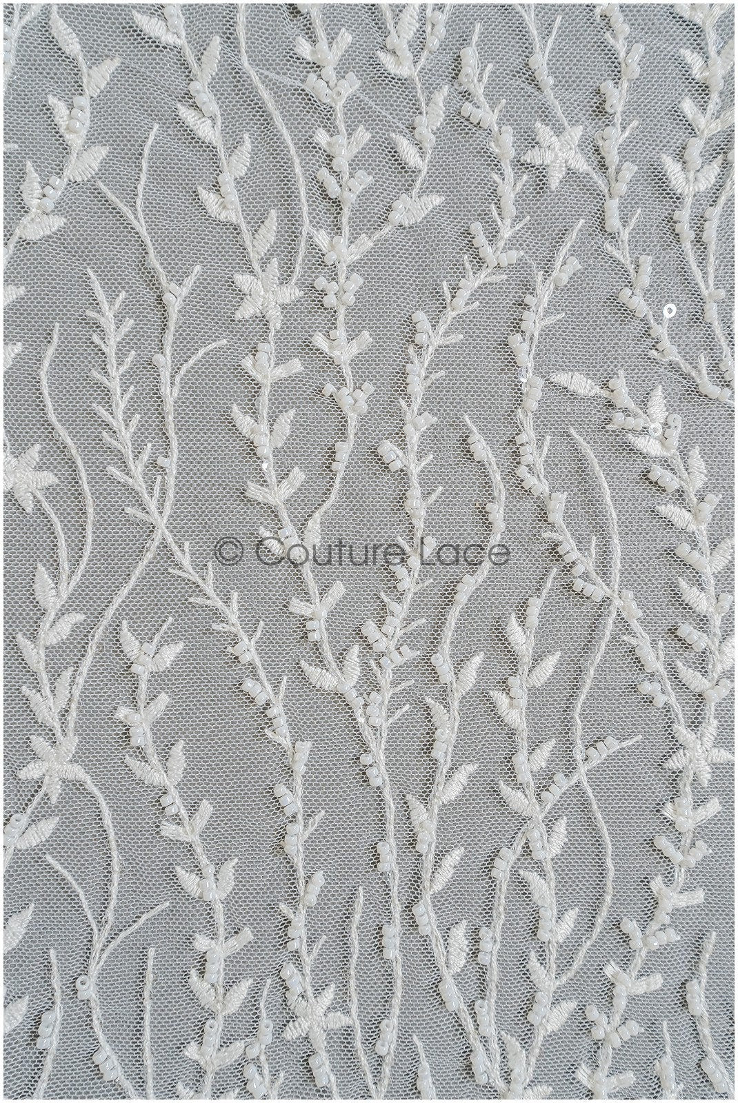 Perlen Spitzenstoff Off-White/ Brautspitze mit Perlen/ Hochzeitskleid Spitze mit Perlen & Pailletten/ Perlenspitze/ Französische Spitze// L22-301MB
