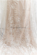 Romantischer Blumen Spitzenstoff/ bestickter Braut Spitzenstoff Off-White/ Spitzenstoff mit Blumen// L22-315