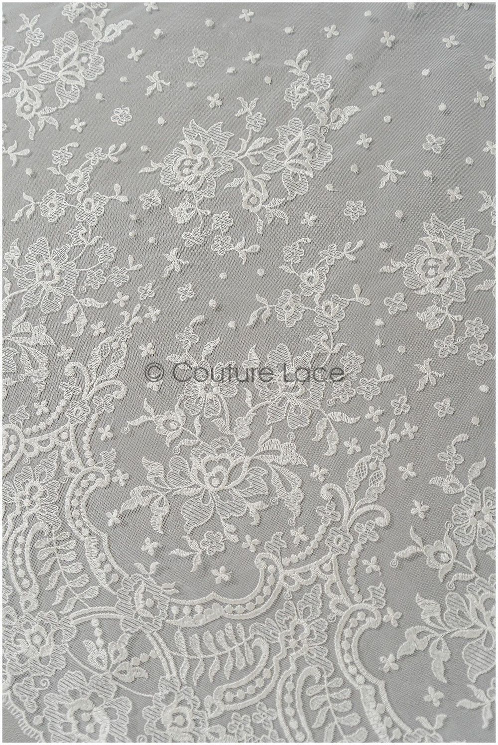 Romantischer Spitzenstoff Off-White/ hochwertiger bestickter Braut Spitzenstoff/ florale Brautspitze/ französische Spitze// L22-240B