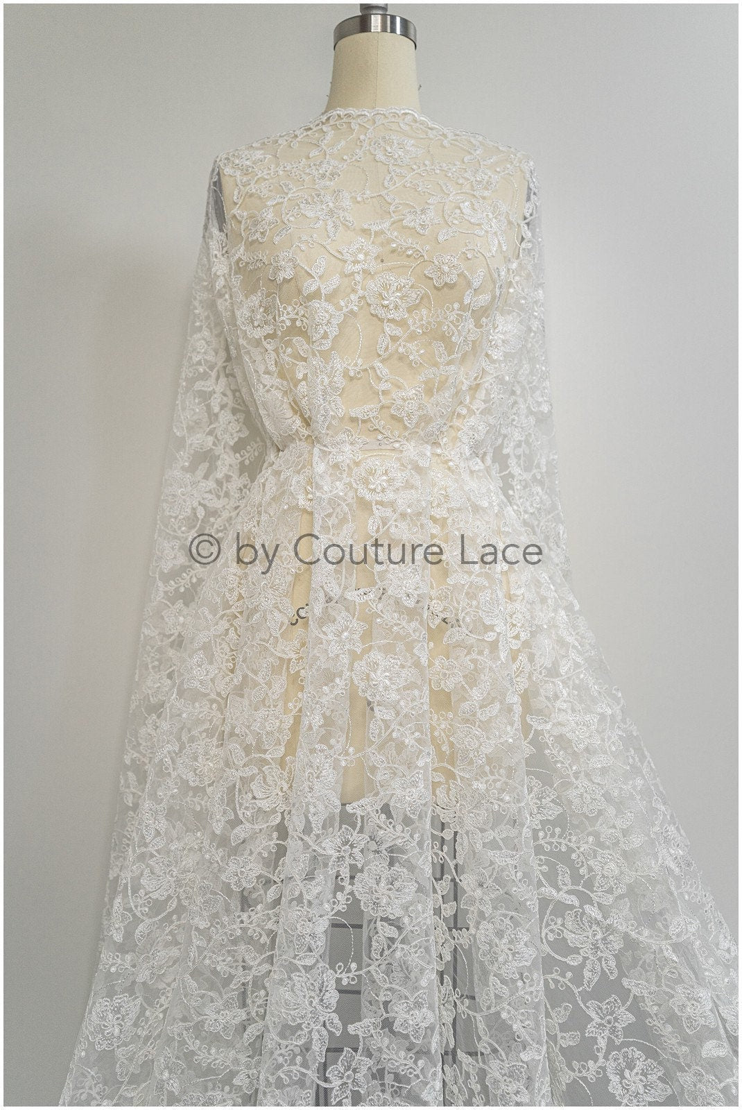 Romantischer Braut Spitzenstoff/ Off-White Spitzenstoff/ Braut Blumenspitze// L20-070