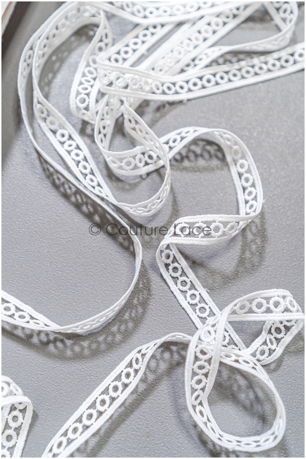 5yds Boho Lace Trim Off-White/ Lace Trim for Wedding Dresses/ Guipure Lace// T22-170