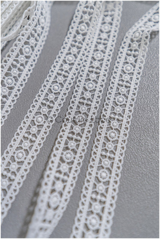 5yds Boho Lace Trim Off-White/ Crocheted Lace Trim/ Bridal Guipure Lace Trim// T22-173