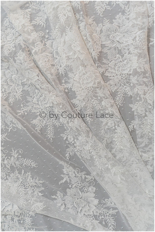 Romantischer Blumen Spitzenstoff Off-White/ Hochzeitskleid Spitzenstoff/ Braut Blumenspitze/ bestickter Spitzenstoff/ Spitzenschleier// L19-033