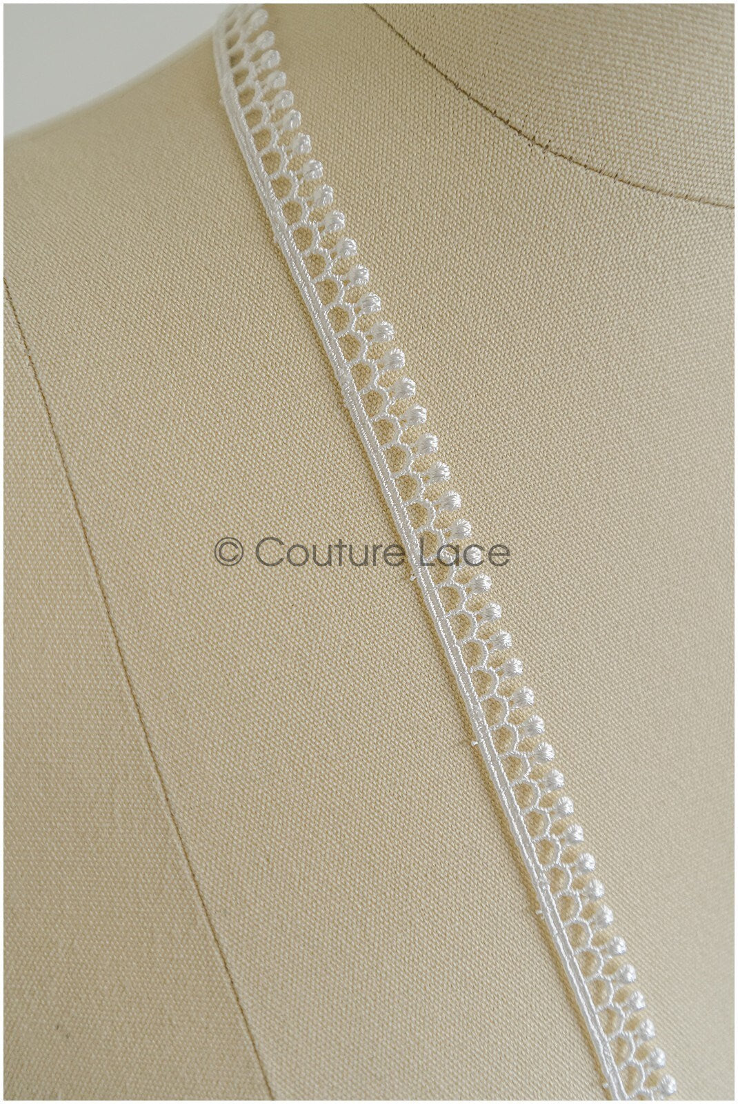 4yds Boho lace trim off-white/ geometric lace trim/ bridal guipure lace// T22-190
