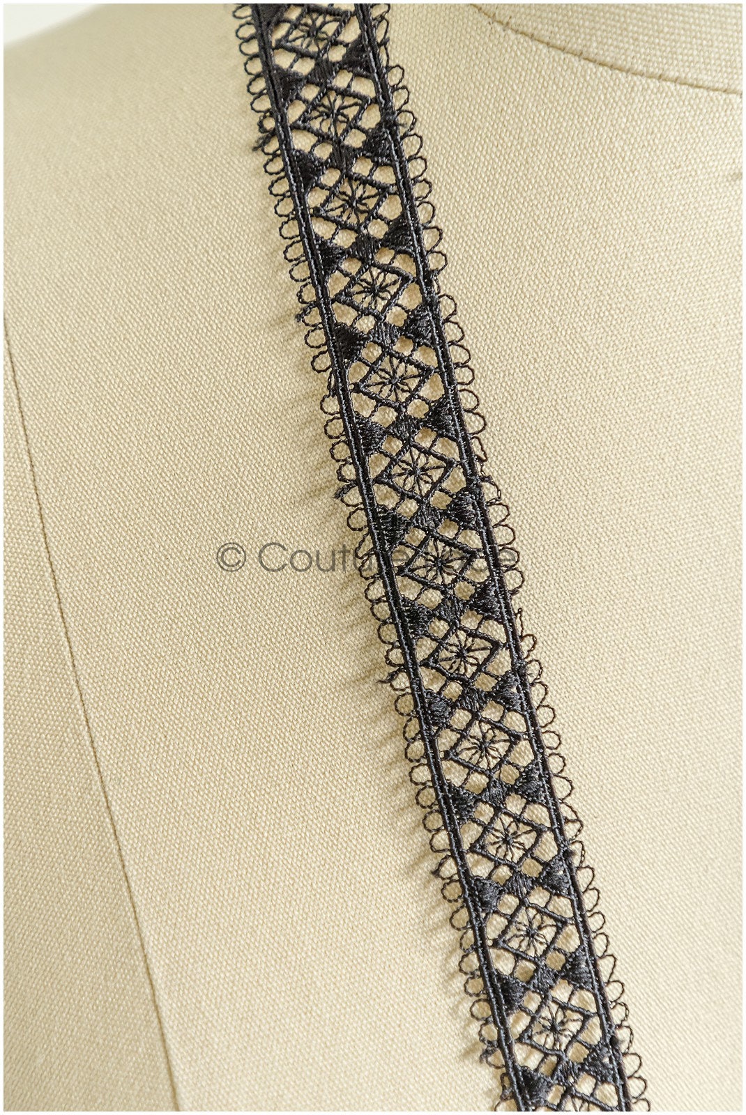 4yds Black Boho Lace Trim/ Lace Trim/ Bridal Guipure Lace Trim// T22-210
