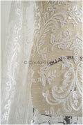 Wunderschöner Spitzenstoff Off-White/ Pünktchen Tüllsockel/ Couture Spitzenstoff/ Boho Braut Spitze// L22-271B