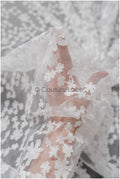 3D Blumen Spitzenstoff Off-White/ französische Spitze/ Couture Spitze/ Brautspitze mit Blumen// L22-424T