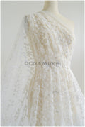 3D Blumen Spitzenstoff Off-White/ französische Spitze/ Couture Spitze/ Brautspitze mit Blumen// L22-424T