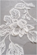 romantischer Blumen-Spitzenaufnäher/ Baumwollblumen Applikation/ Hochzeitskleid Spitzenapplikation/ Brautblumen Applikation// A22-270