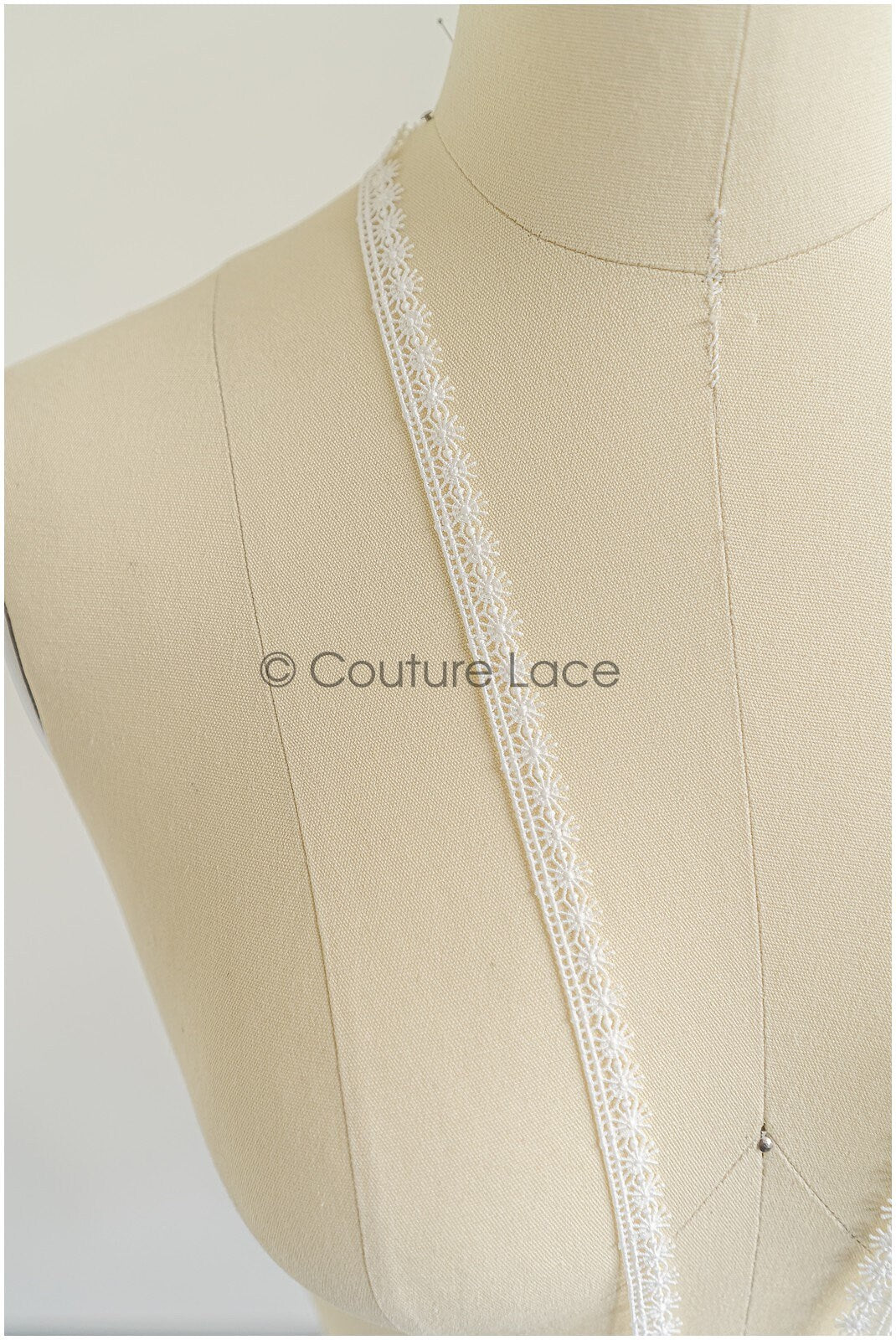 4yds Boho Crochet Lace Trim/ Off-White Lace Trim/ Bridal Guipure Lace Trim/ Snowflake Lace// T22-198