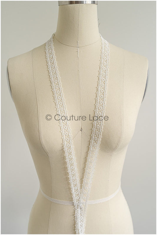 4yds Boho lace trim off-white/ crocheted lace trim/ guipure lace trim/ bridal dress lace// T22-202