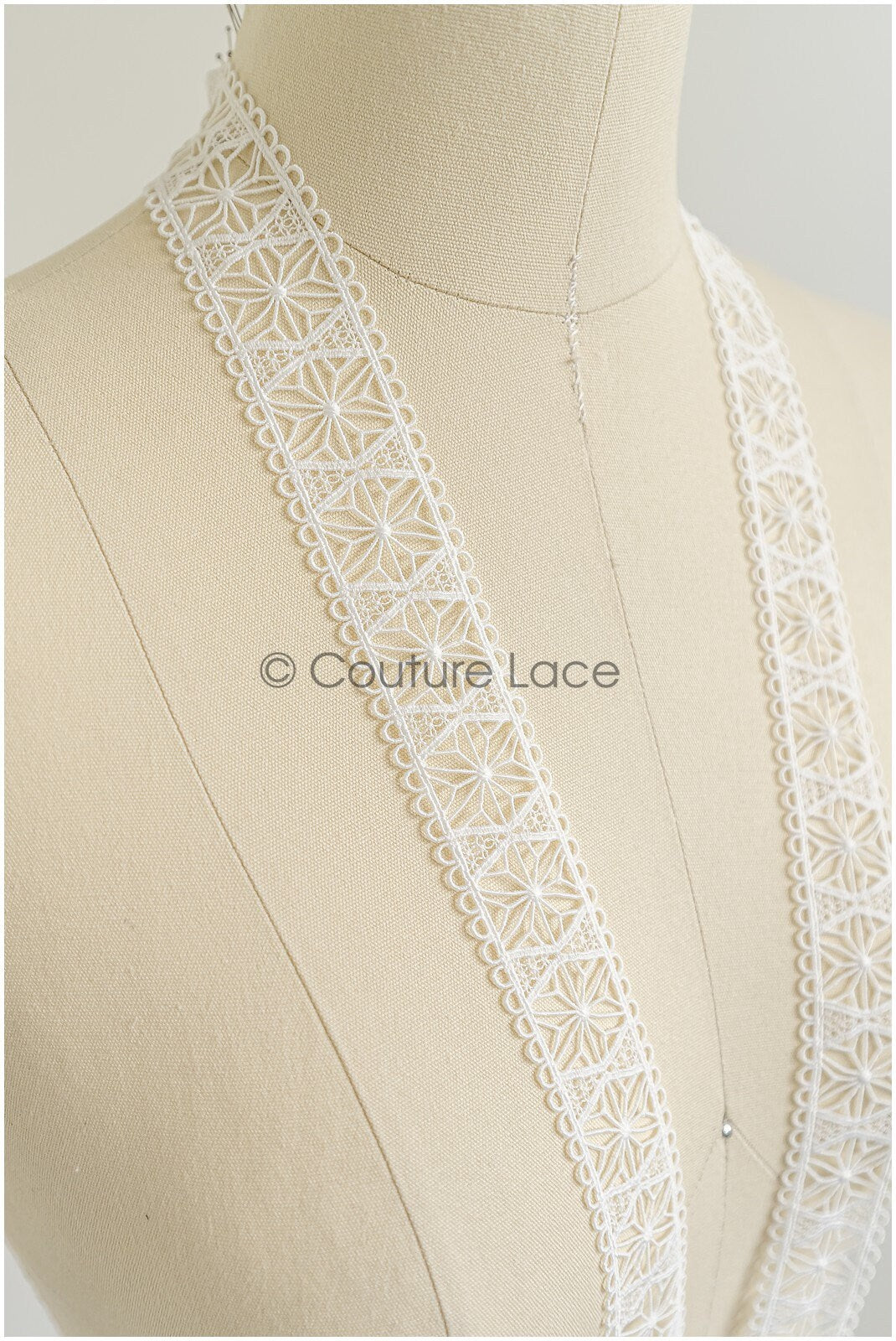 4yds Off-White Boho Lace Trim/ Crocheted Lace Trim/ Bridal Lace Trim/ Veil Lace Trim/ T22-204