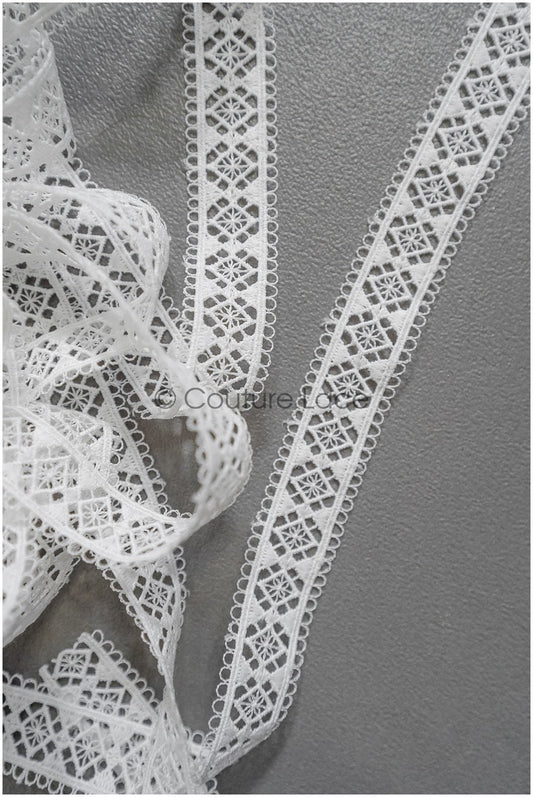 4yds Off-White Boho Lace Trim/ Crocheted Lace Trim/ Bridal Guipure Lace/ Dot Lace// T22-209