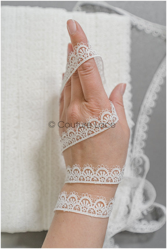 4yds / off-white boho crochet lace trim / geometric lace trim / bridal guipure lace trim / off-white dot lace trim // T22-220
