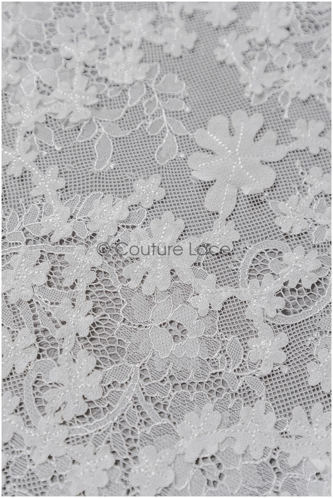 Wunderschöner Spitzenstoff Off-White/ Braut Couture Spitzenstoff mit 3D Blumen/ Brautspitze// L22-424L