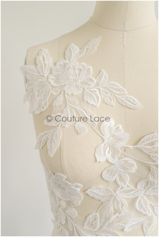 romantischer Blumen-Spitzenaufnäher/ Baumwollblumen Applikation/ Hochzeitskleid Spitzenapplikation/ Brautblumen Applikation// A22-268