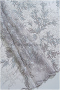romantischer hellblau-grauer Spitzenstoff mit floralem Muster/ floraler Couture Spitzenstoff/ weich grauer farbbestickter Spitzenstoff// L22-442