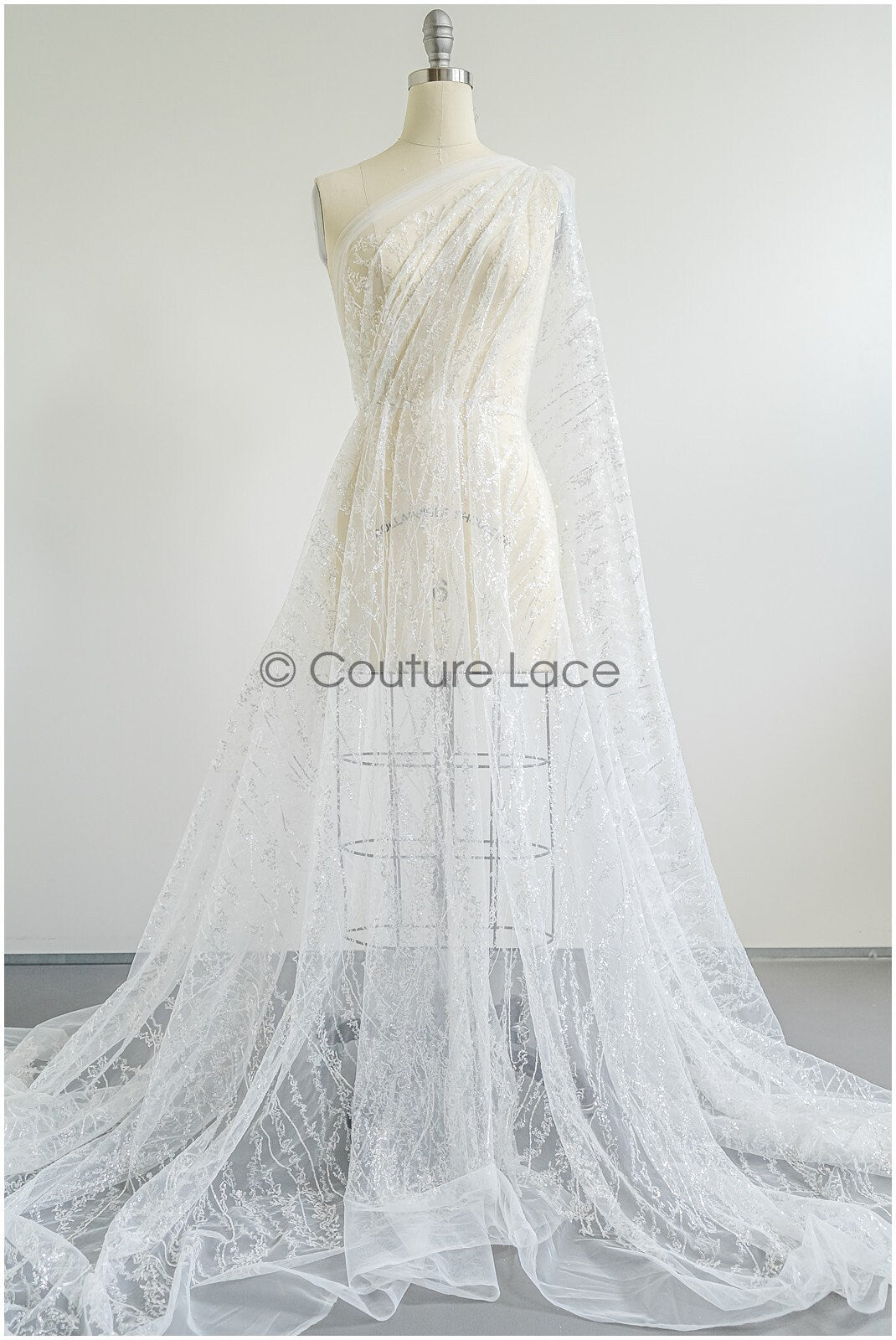 Pailletten Spitzenstoff mit Wellenmuster/ Couture Spitzenstoff Off-White/ Braut Spitzenstoff mit Pailletten// L22-455