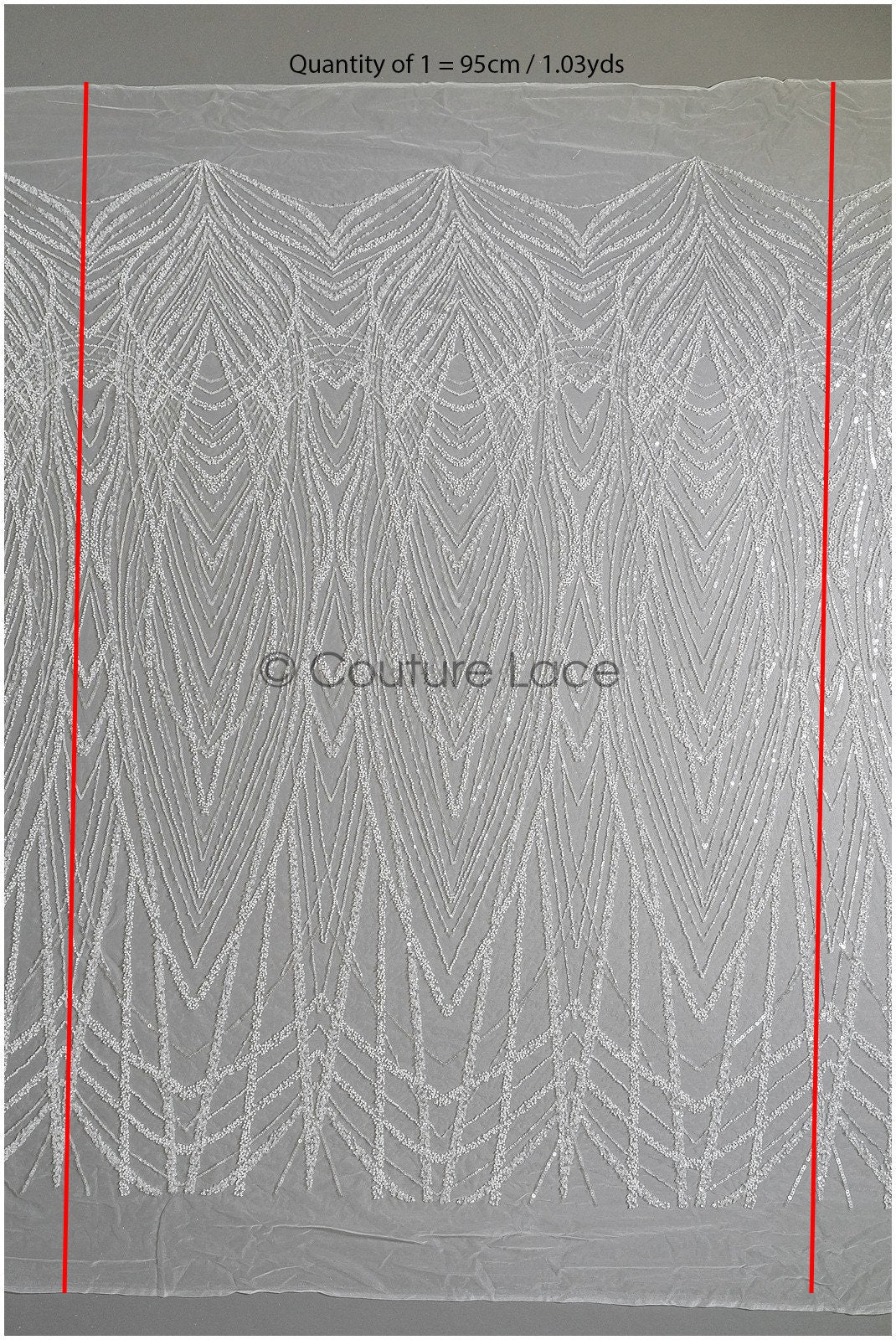 Wunderschöner perlenbesetzter Spitzenstoff mit kleinen Blättern/ Couture Spitzenstoff mit Perlen & Pailletten/ Brautspitze mit Zweigen// L22-482