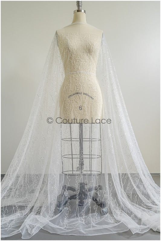 Wunderschöner Perlen Spitzenstoff mit Linien/ Couture Spitzenstoff mit Perlen & Pailletten/ Brautspitze// L22-459