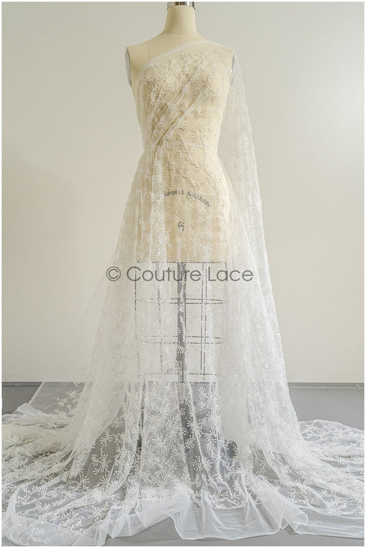 Wunderschöner Perlen Spitzenstoff/ Couture Spitzenstoff mit Perlen & Pailletten/ Brautspitze Off-Whitte// L22-474