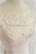 Romantischer Braut Spitzenstoff/ Blumen Spitze Off-White/ floraler Couture Spitzenstoff/ bestickte Spitze// L22-497