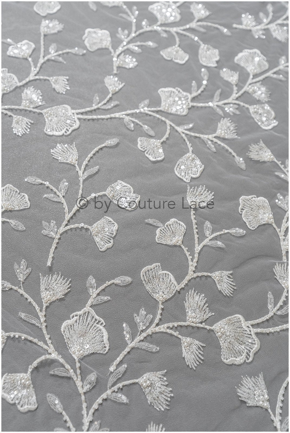Schwerer Spitzenstoff mit Linien/ Couture Spitzenstoff mit Perlen & Pailletten/ Couture Braut Spitzenstoff/ Brautspitze// L22-494