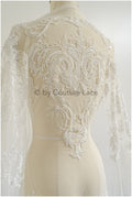 Schwerer Braut Perlenstoff Off-White/ Spitzenstoff mit Perlen & Pailletten/ Couture Spitzenstoff/ Brautspitzenstoff// L22-492
