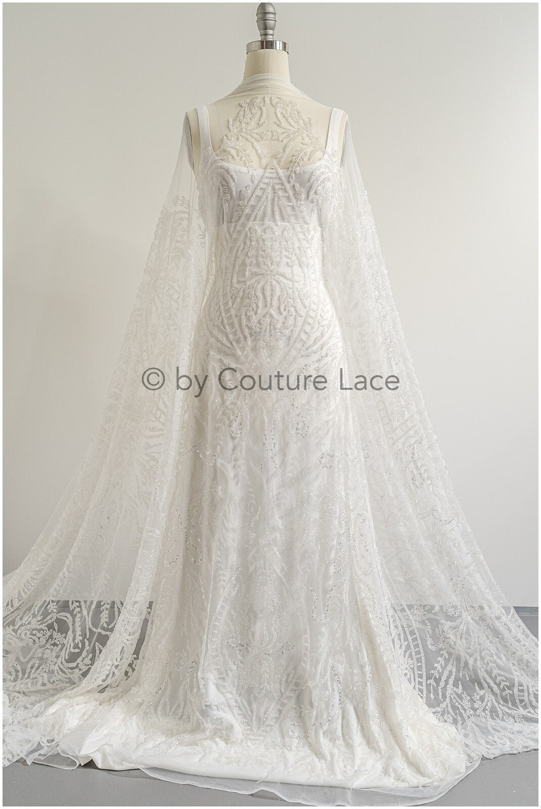 Schwerer Braut Spitzenstoff mit verschnörkelten Muster/ Perlenspitze Off-White/ Couture Spitzenstoff/ Brautspitze// L22-495