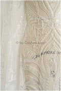 Glitzerperlen Spitzenstoff mit Linien/ Couture Spitzenstoff mit Perlen/ Pallas Couture Spitzenstoff/ Brautspitze// L22-504