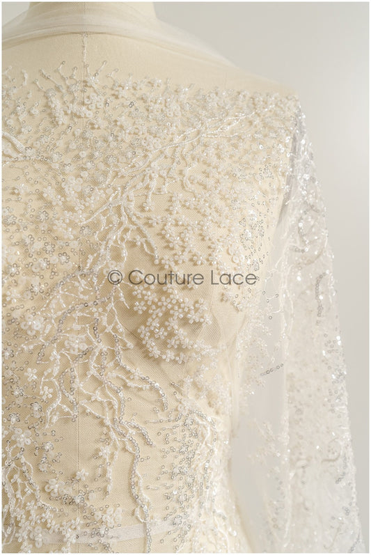 Perlen Spitzenstoff mit kleinen Blättern/ Couture Spitzenstoff mit Perlen & Pailletten/ L22-487-REST-1.3YDS