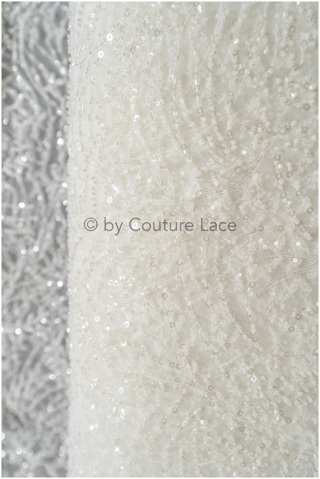 Schwerer Spitzenstoff mit Linien/ Couture Spitzenstoff mit Perlen & Pailletten/ Couture Spitzenstoff Off-White/ Brautspitze// L22-490