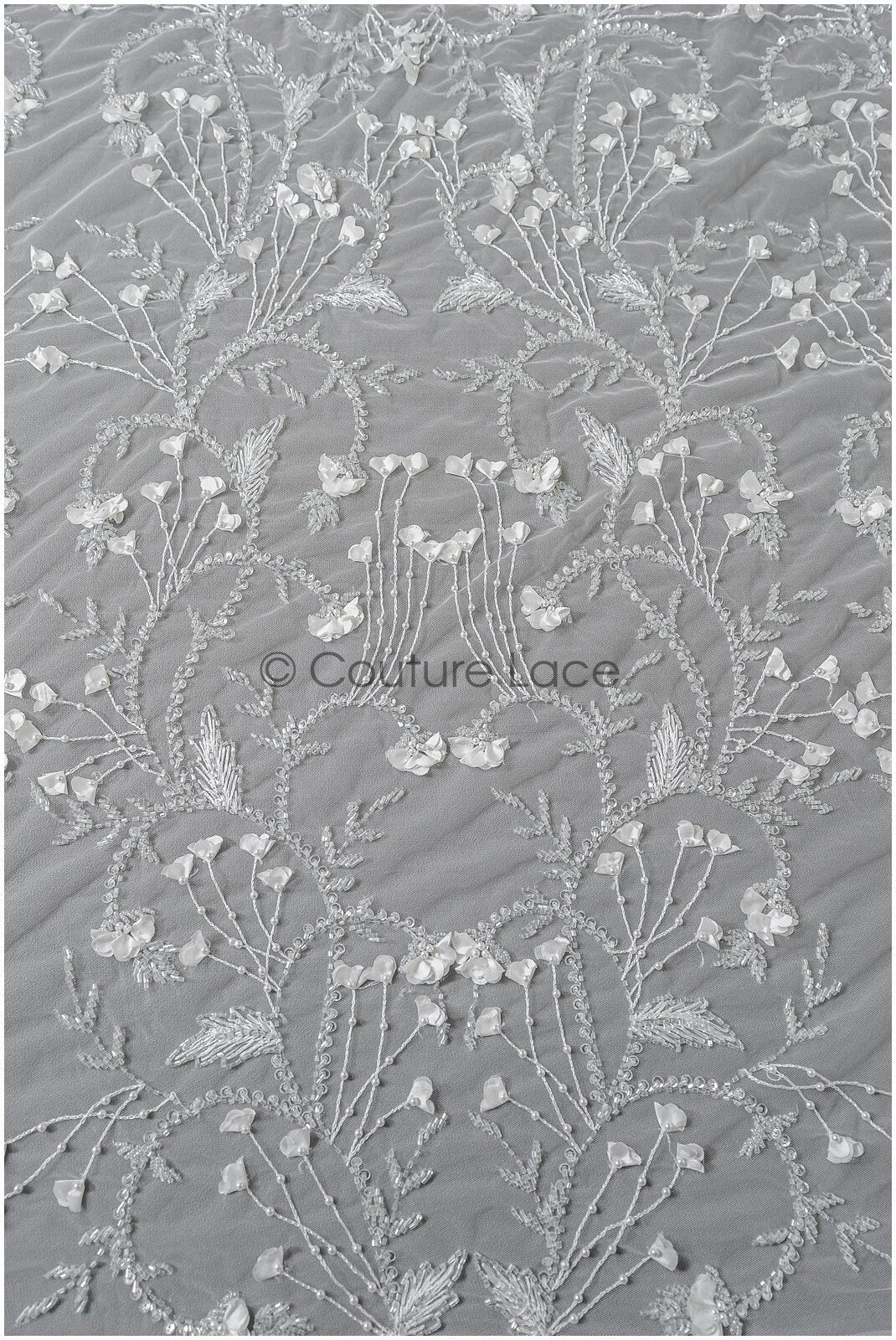 Perlen Braut Spitzenstoff/ Perlenspitze mit 3D-Blumen Off-White/ Couture Spitzenstoff/ Braut Spitzenstoff// L22-478