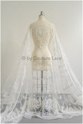 Schwerer Braut Perlenstoff Off-White/ Spitzenstoff mit Perlen & Pailletten/ Couture Spitzenstoff/ Brautspitzenstoff// L22-492