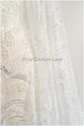Glitzerperlen Spitzenstoff mit Linien/ Couture Spitzenstoff mit Perlen/ Pallas Couture Spitzenstoff/ Brautspitze// L22-504