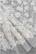 Romantischer Blumen Spitzenstoff/ Blumenspitze Off-White/ Hochzeitskleid Spitze/ Brautblumen Spitzenstoff mit Pailletten// L22-507