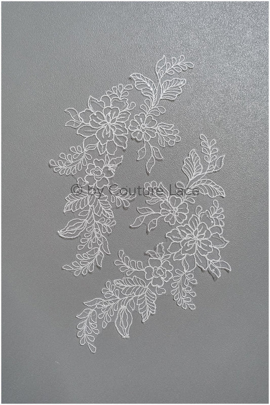 filigree wildflower lace patch/ off-white flower applique/ wedding dress lace applique/ bridal flower applique// A23-306/