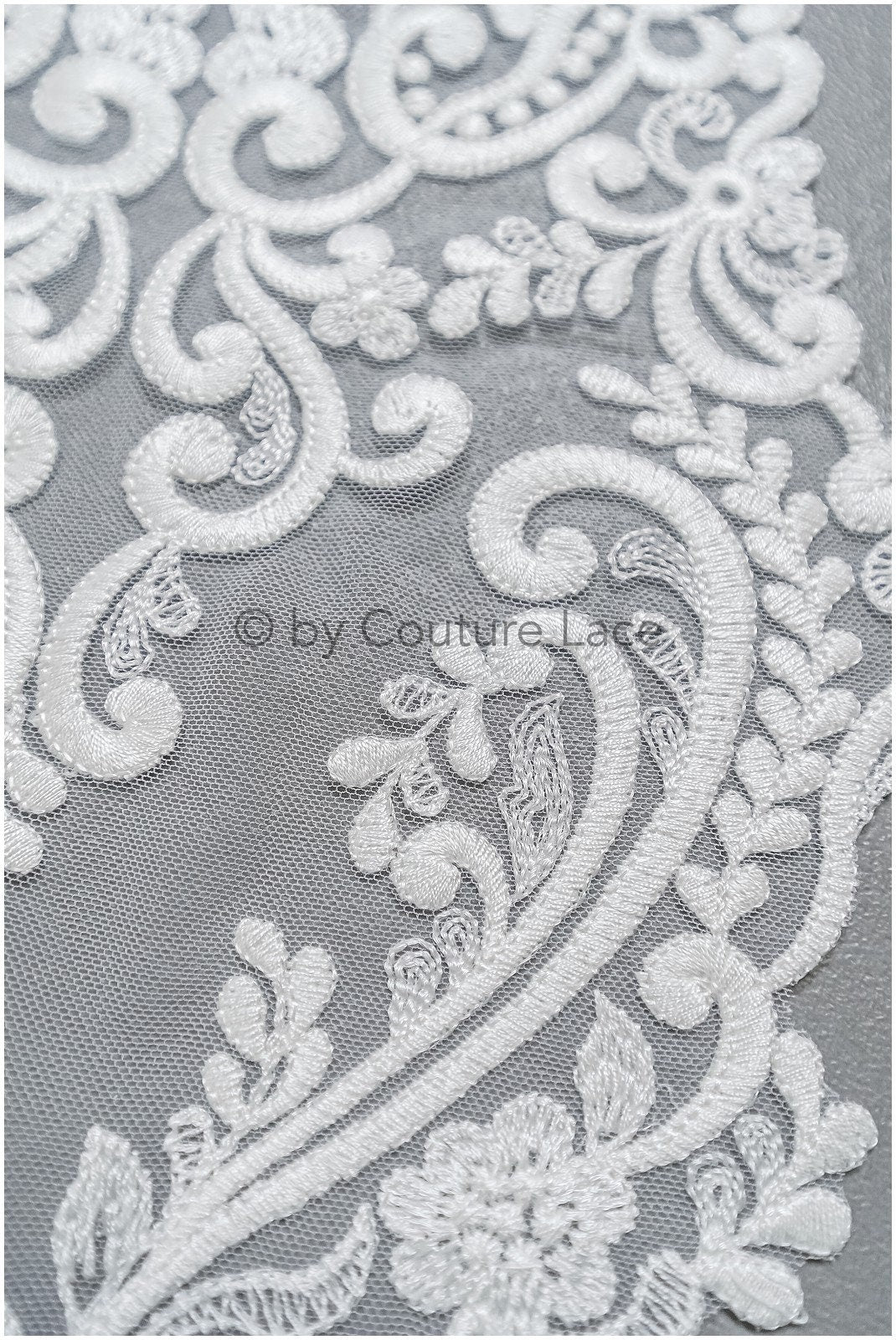 romantischer verschnörkelter SpitzenAufnäher/ cremeweißes Ornament Blumen Applikation/ Brautkleid Spitze Applikation// A23-308