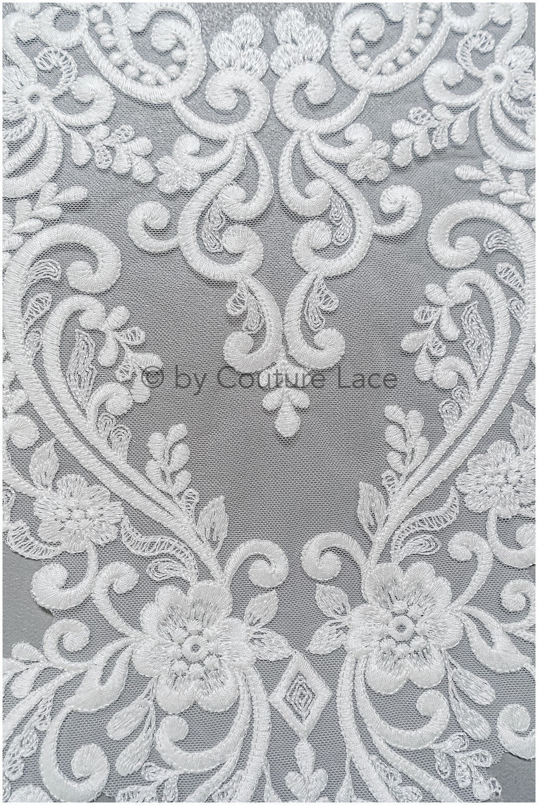 romantischer verschnörkelter SpitzenAufnäher/ cremeweißes Ornament Blumen Applikation/ Brautkleid Spitze Applikation// A23-308