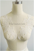 filigree wildflower lace patch/ off-white flower applique/ wedding dress lace applique/ bridal flower applique// A23-306/
