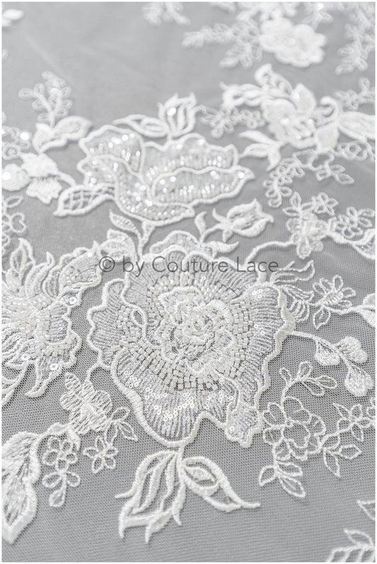 Wunderschöner perlenbesetzter Blumen Spitzenstoff/ Braut Couture Spitzenstoff mit Perlen & Pailletten/ Braut Spitze Off-White// L23-031BD